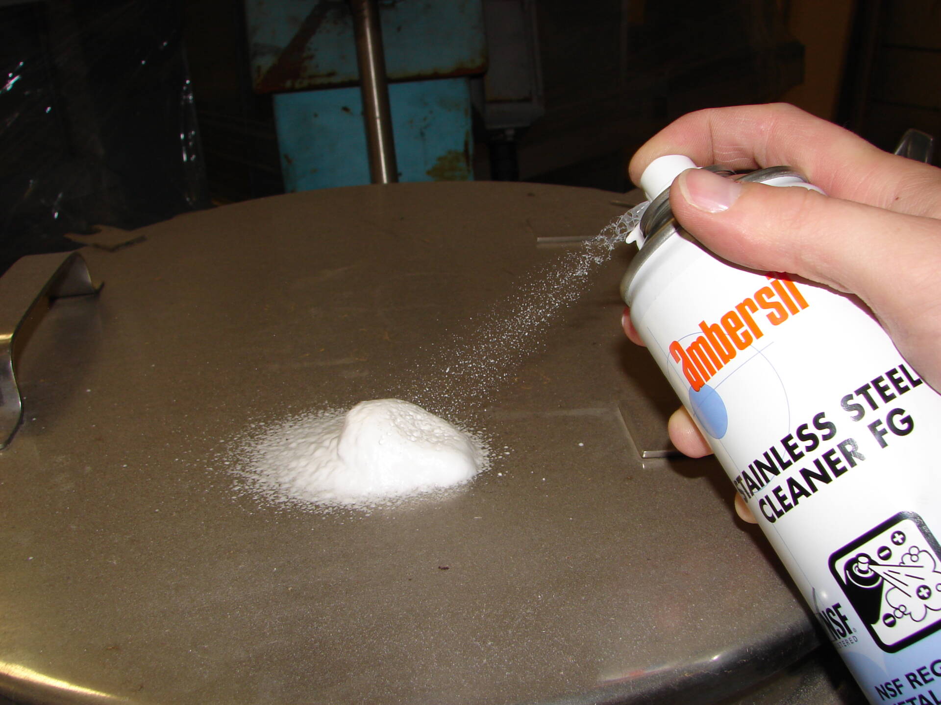 AMB Stainless Steel Cleaner FG 12X500ML - obrazek 2